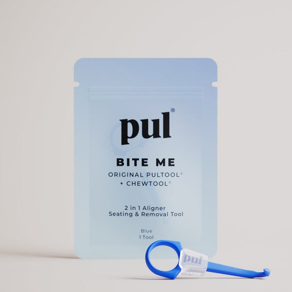 PUL's 2-in-1 seating and chew tool for effortless seating and removal of your clear aligners.